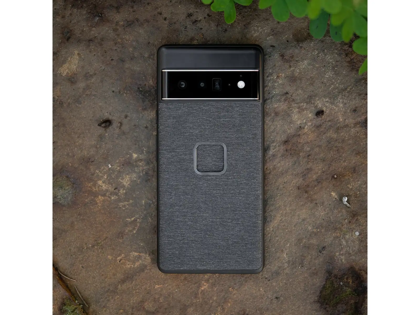 Peak Design Everyday Case for Google Pixel 8 Pro Charcoal