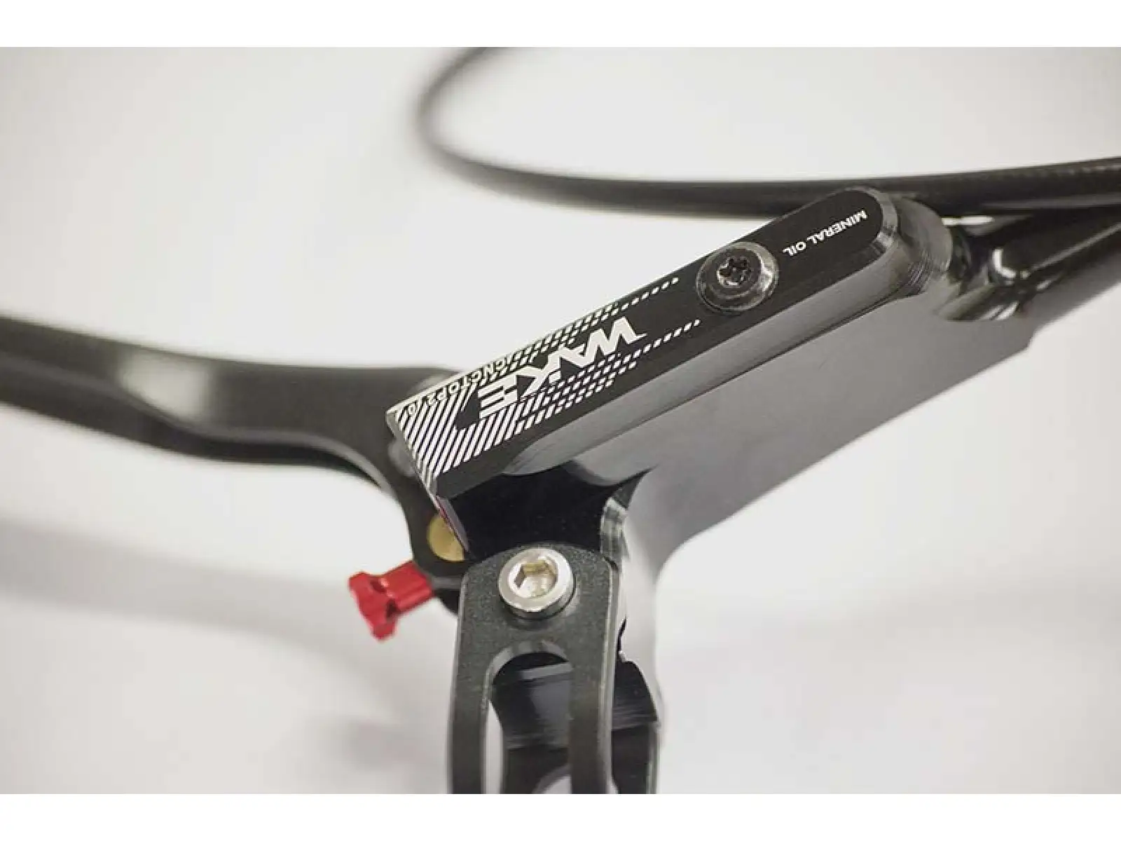 Wake LA302 set front and rear brake black