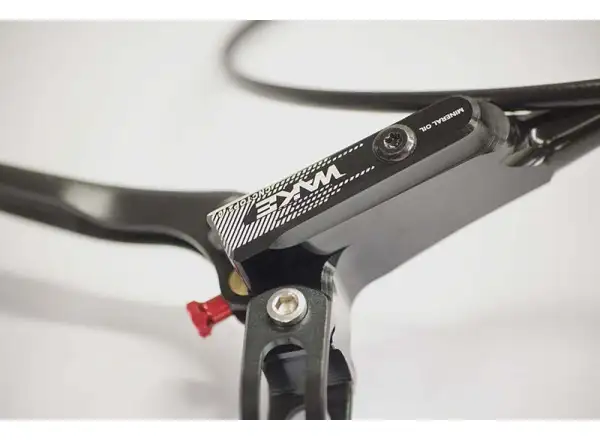 Wake LA302 set front and rear brake black