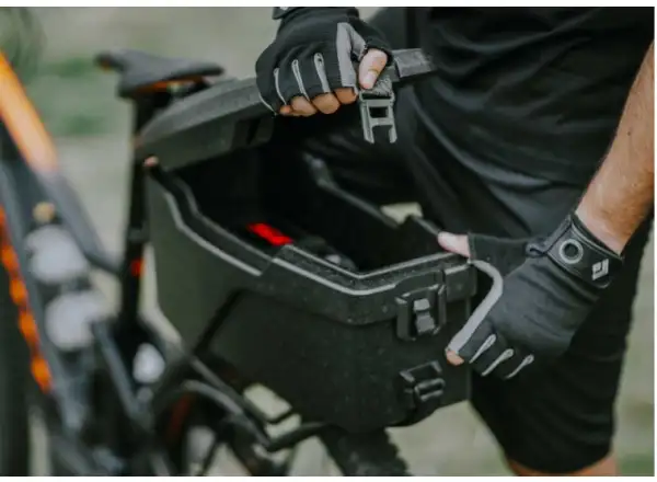 Topeak Trankbox E-xplorer battery carrier