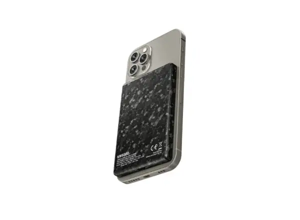 Nitecore NW5000 power bank with wireless charging
